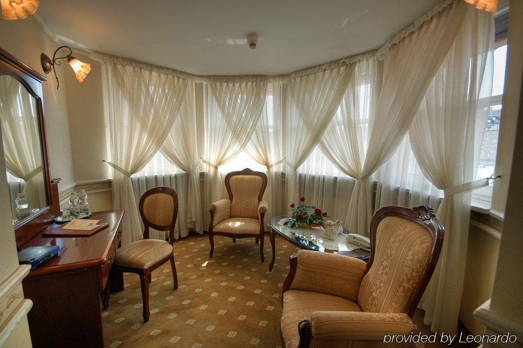 Villa Royal Ostrów Wielkopolski Interieur foto