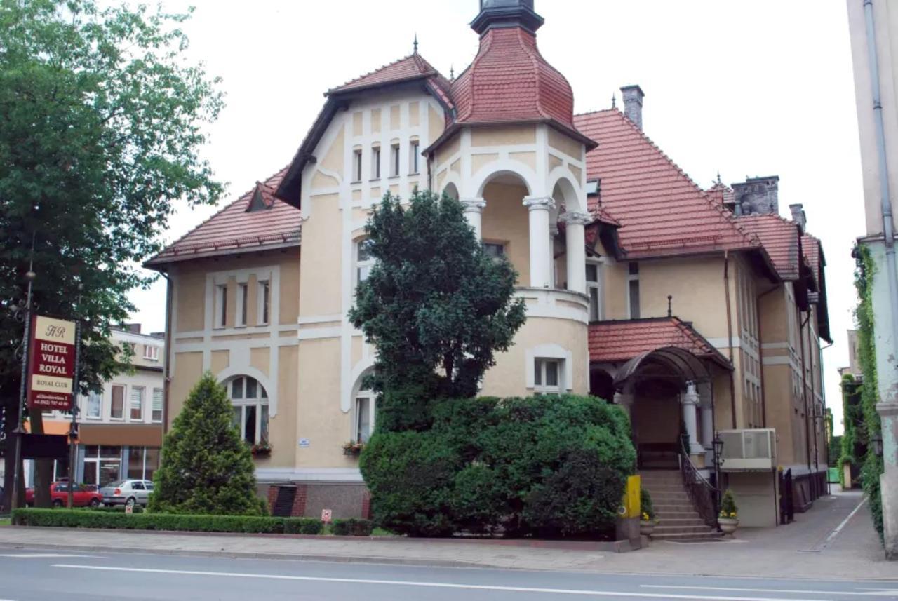 Villa Royal Ostrów Wielkopolski Buitenkant foto